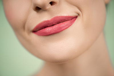 Photo of a female face focussing on the chin - Photo by Shiny Diamond on pexels.com