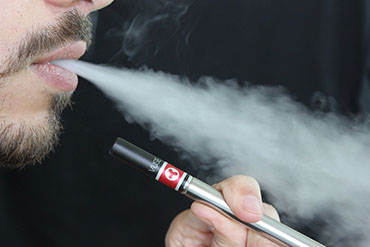 Plastic surgery and vaping e-cigarettes